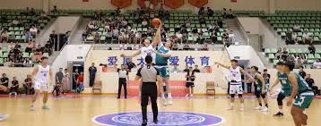 劳森17分新疆胜北控 张宁25分山西加时胜深圳.